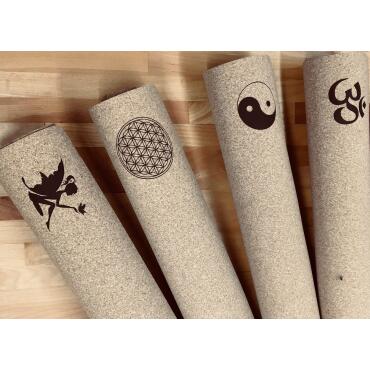 Premium Yogamatte aus Kork & Kautschuk 4,5mm 183 x 68cm