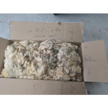 50 litres de laine de mouton, non triée, engrais, isolant, paillis